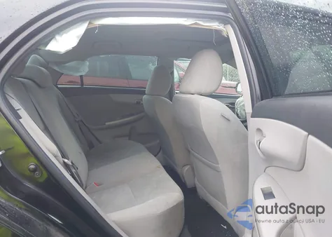 2013 Toyota Corolla Le z USA, uszkodzony, nr VIN 2T1BU4EE9DC026780